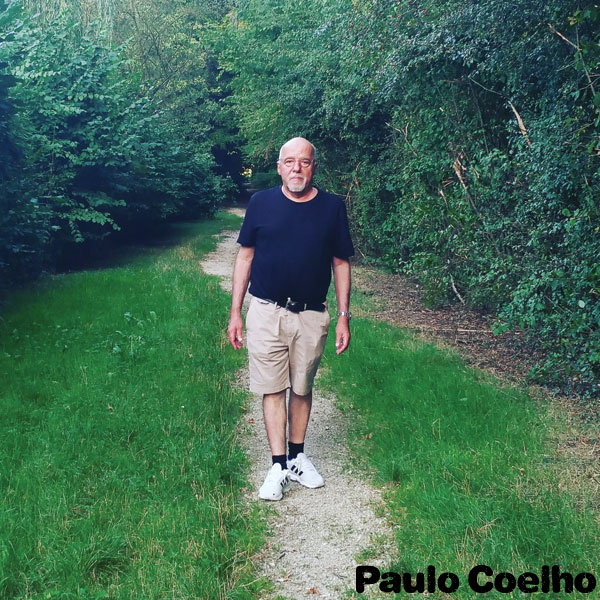 Coelho caminando